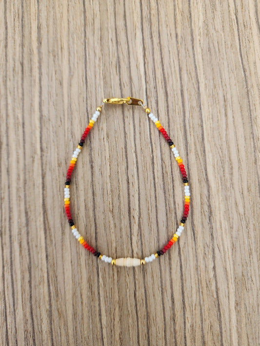 AA - 011 Beautiful Beaded Bracelet. - Twiss Gallery