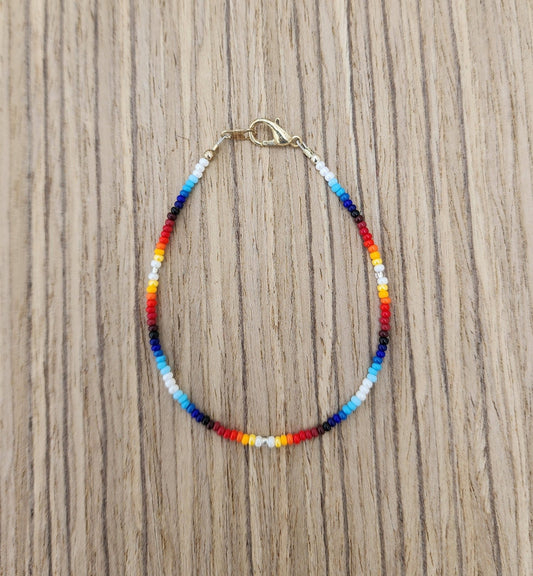 AA - 09 Beautiful Beaded Bracelet. - Twiss Gallery