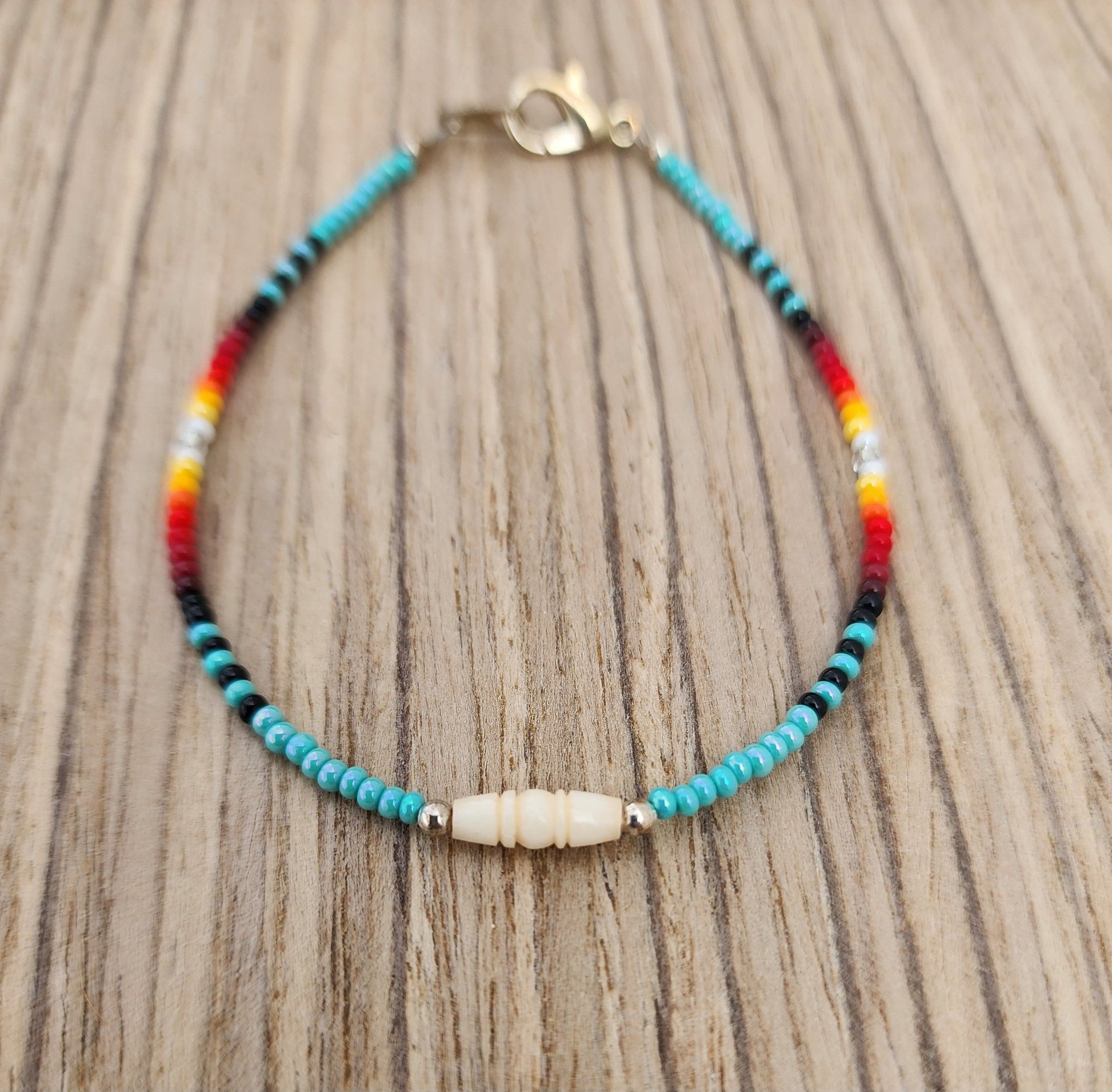 AA - 01 Beautiful Beaded Bracelet. - Twiss Gallery