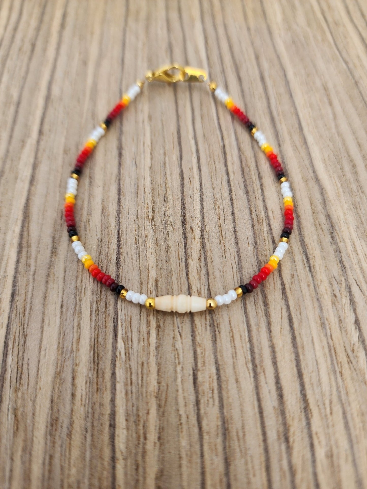 AA - 011 Beautiful Beaded Bracelet. - Twiss Gallery