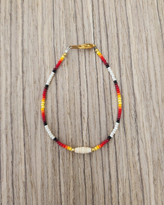 AA - 012 Beautiful Beaded Bracelet. - Twiss Gallery