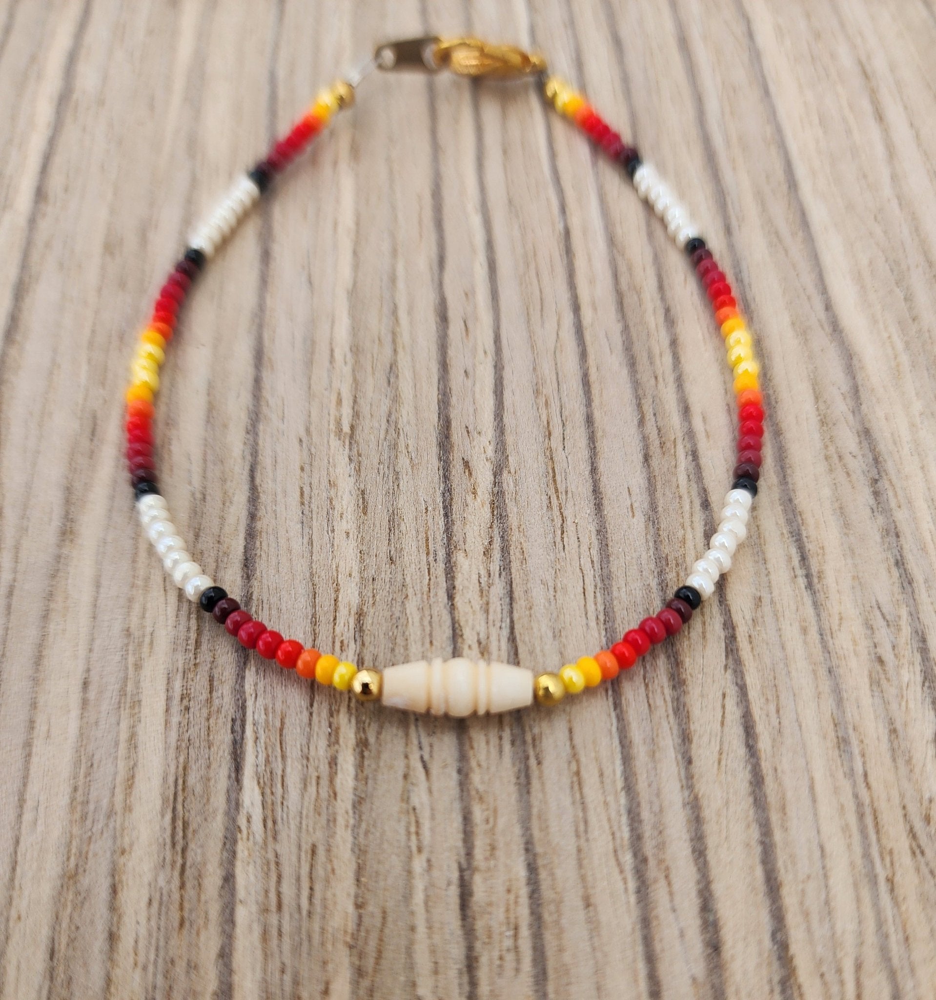 AA - 012 Beautiful Beaded Bracelet. - Twiss Gallery