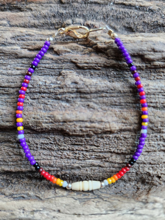 AA - 013 Beautiful Beaded Bracelet. - Twiss Gallery