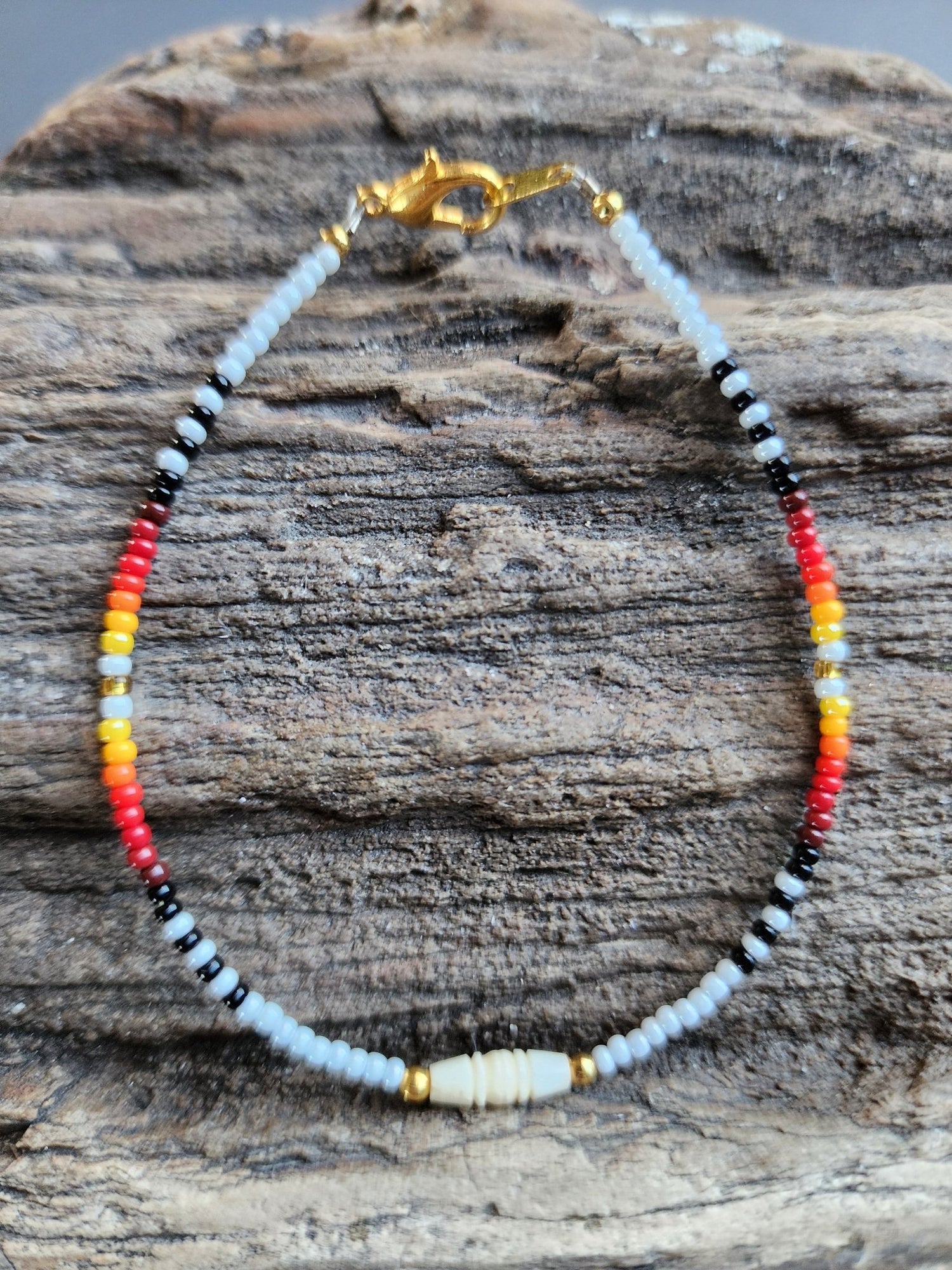 AA - 015 Beautiful Beaded Bracelet. - Twiss Gallery