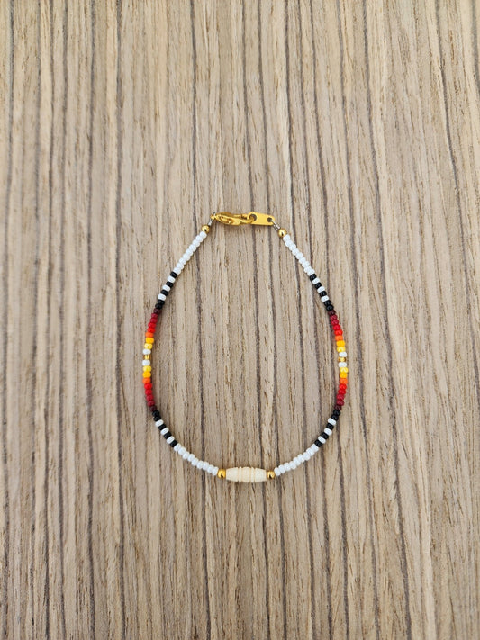 AA - 015 Beautiful Beaded Bracelet. - Twiss Gallery