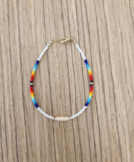 AA - 02 Beautiful Beaded Bracelet. - Twiss Gallery