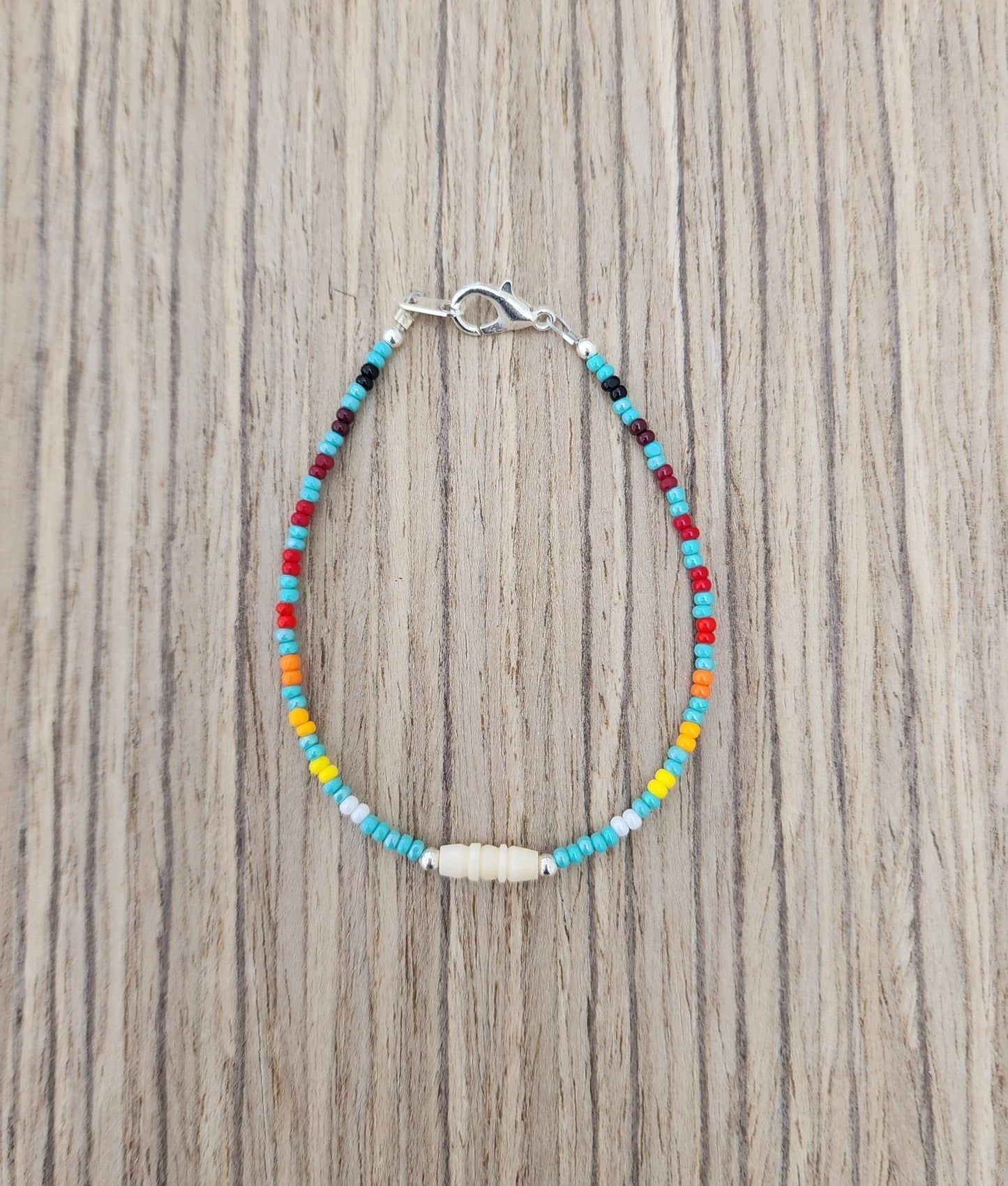 AA - 05 Beautiful Beaded Bracelet. - Twiss Gallery