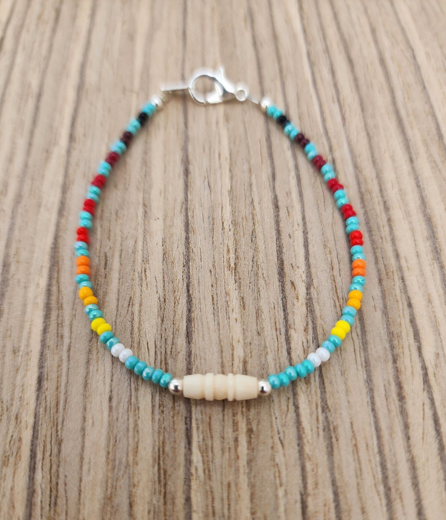 AA - 05 Beautiful Beaded Bracelet. - Twiss Gallery