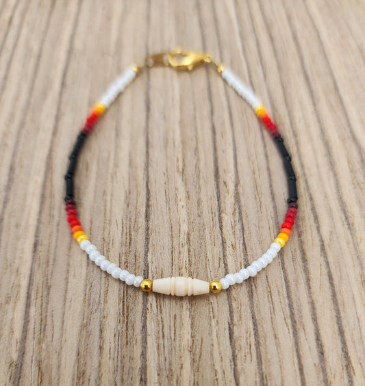 AA-04 Beautiful Beaded Bracelet.