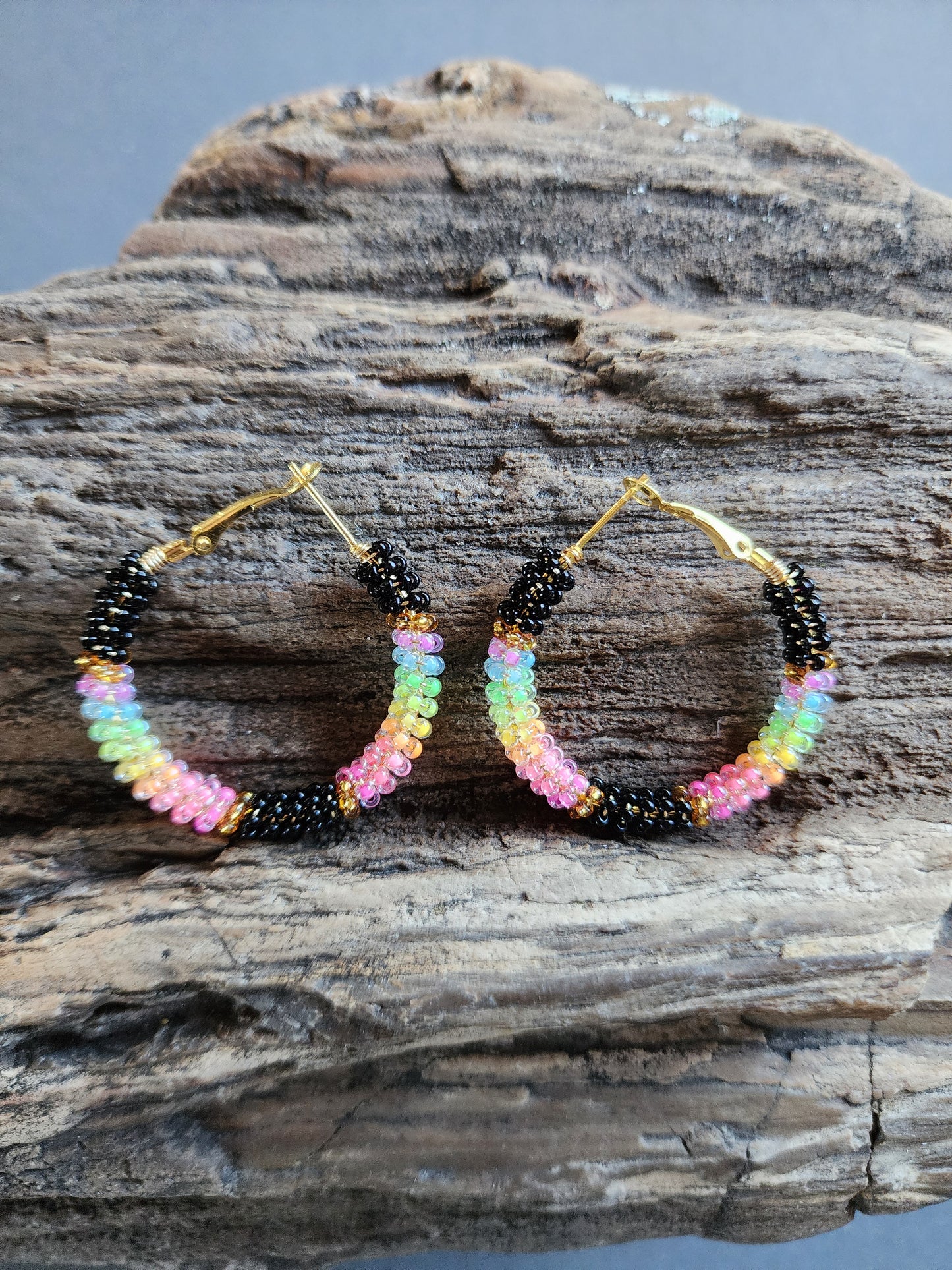C-07 Beaded Hoop Earrings
